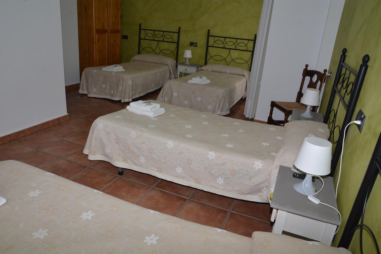 Hotel Restaurante Vinas Viejas Fuentes de Ayodar Luaran gambar